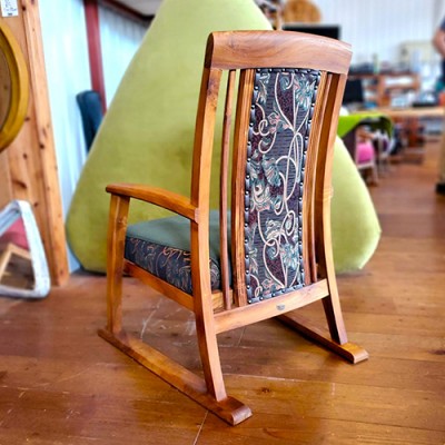 逸品発見 | 楽しい家具 BC工房